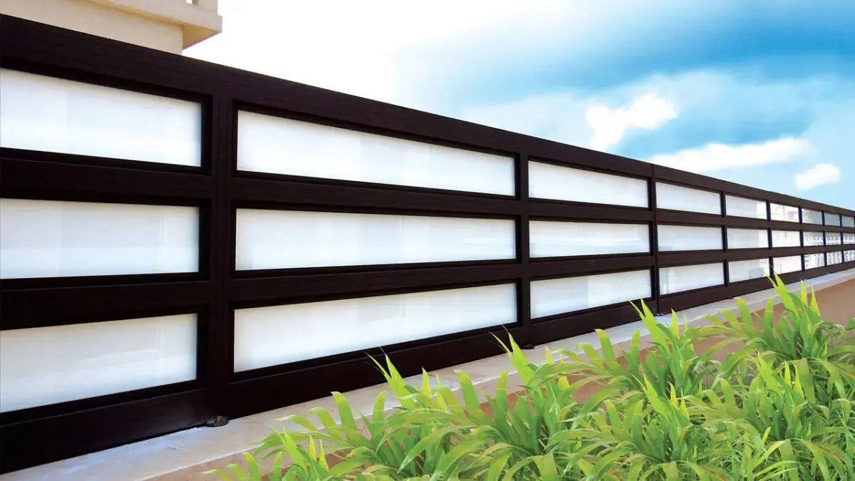Aluminum and glass fence