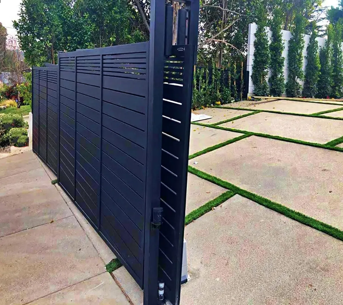 Specialty aluminum driveway gate