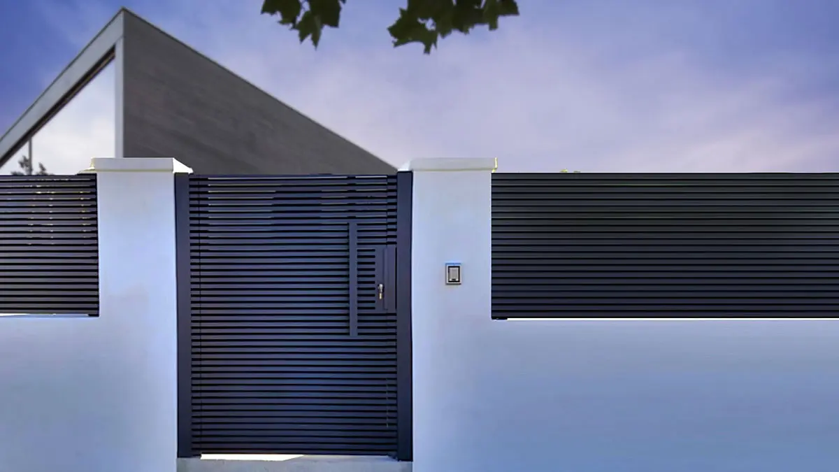 Hi-tech aluminum entry gate and fence
