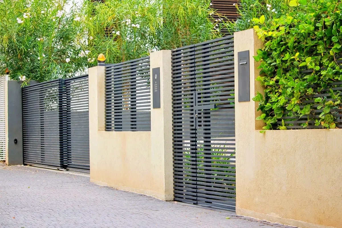 Hi-tech aluminum entry and driveway gates