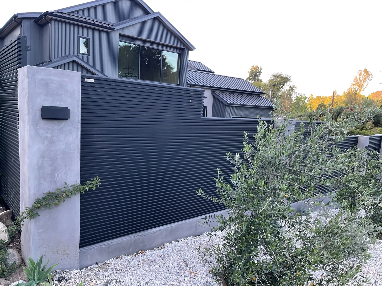 Hi-Tech aluminum fencing, 45° Angle, completed installation