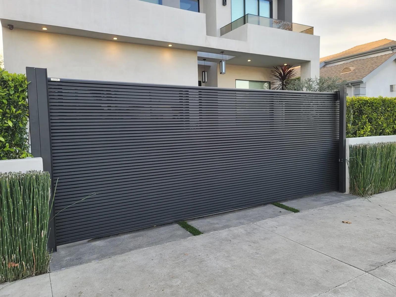 Hi-Tech Driveway Gate