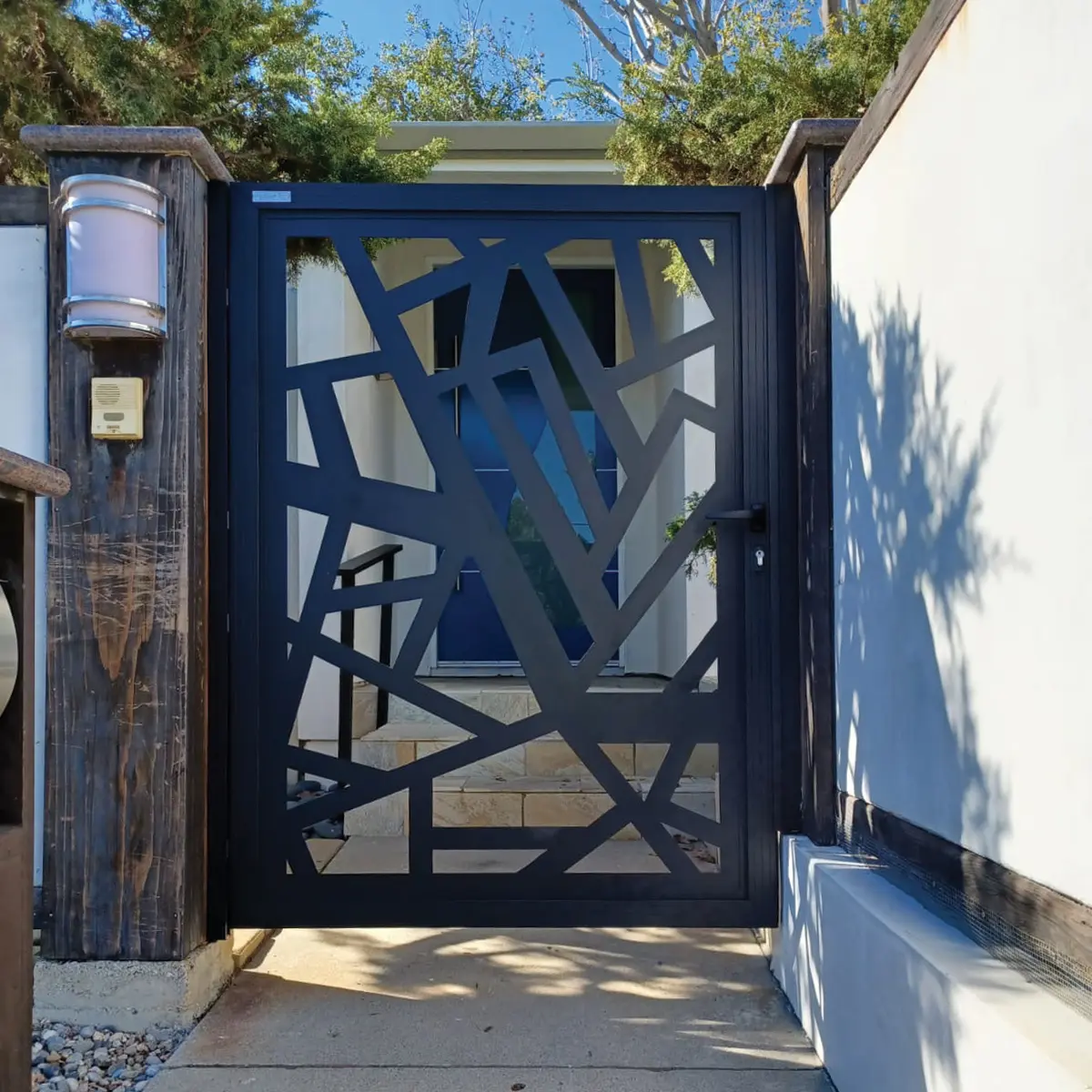 Laser-Cut Walk Gate