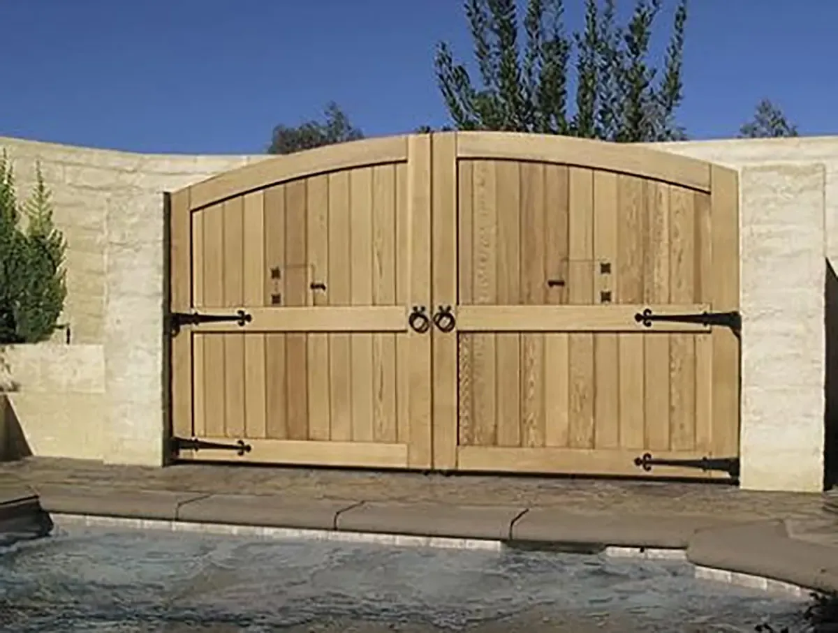 White wood entry gate