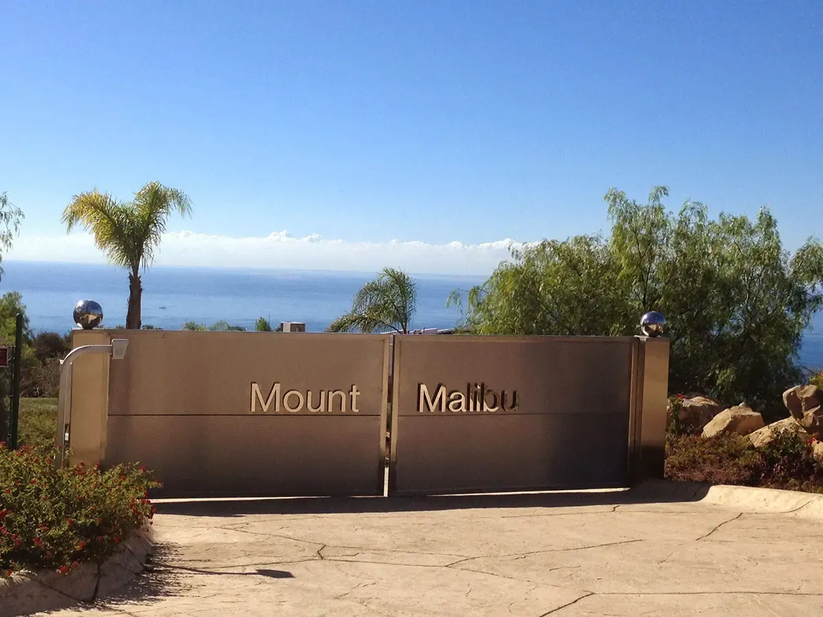 Malibuo Gates & Fences