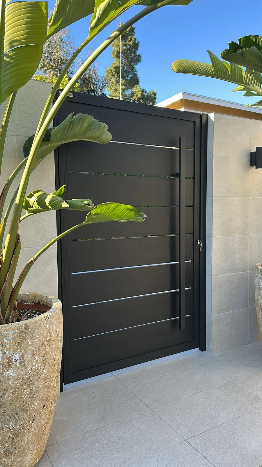 Profile 24 Walk Gate