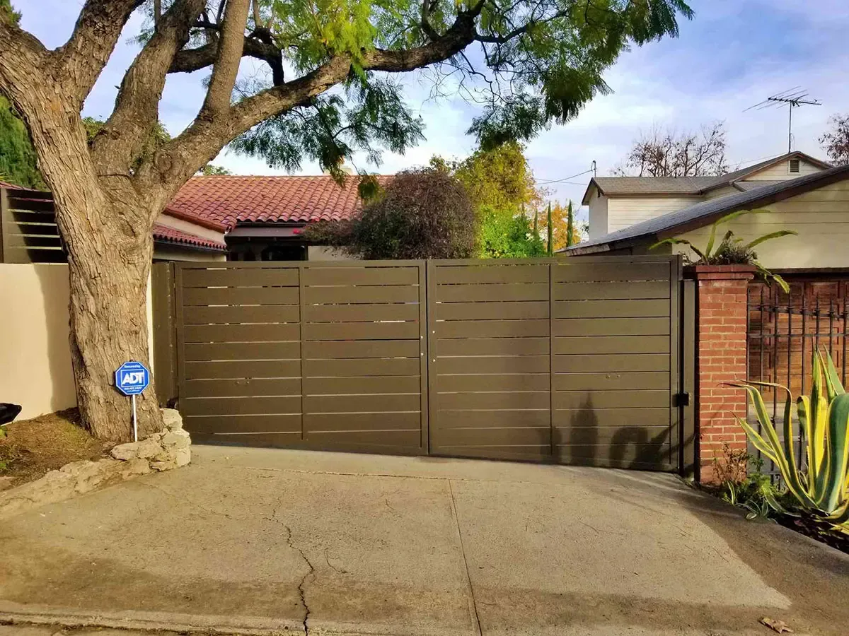 Specialty aluminum driveway gate