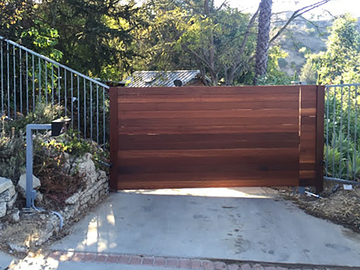 Wood driveway gate
