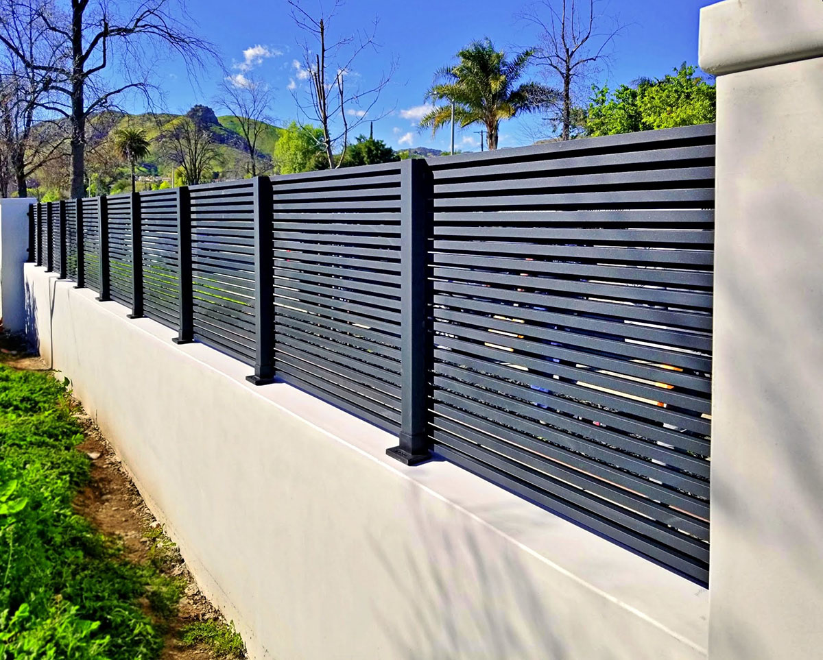 Hi-tech aluminum fence