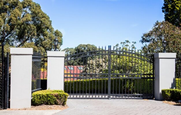 Driveway Security Gate' mulholland brand
