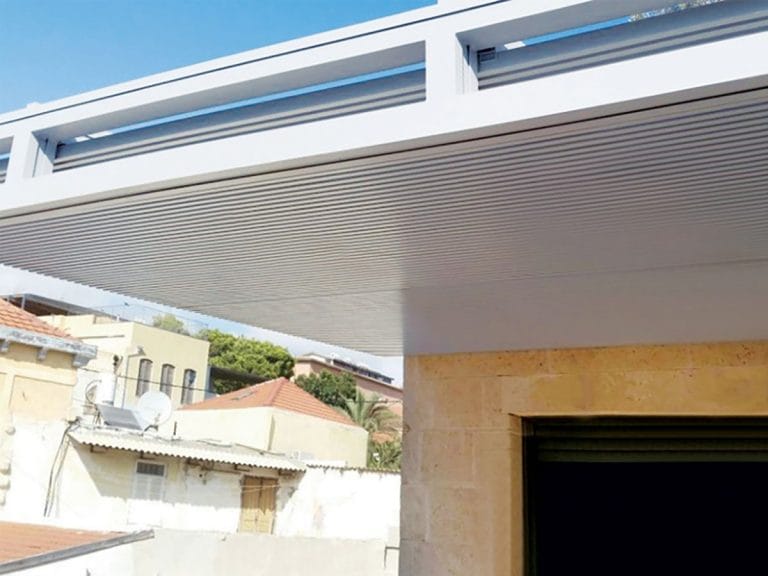 Driveway Pergola - Mulholland Brand