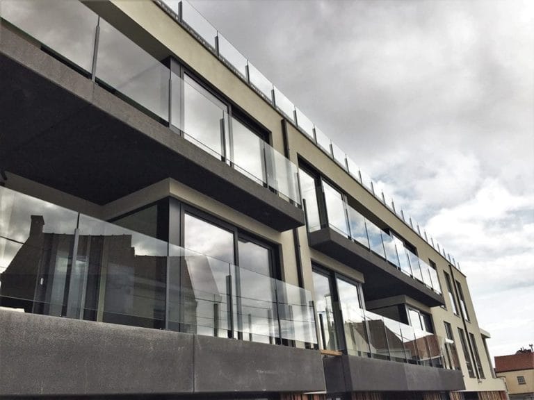 Orbit 2 - Aluminum & Glass Railings for Office Buildings