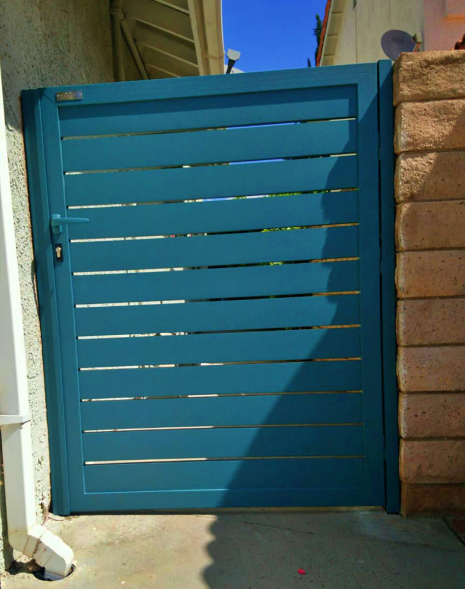 Blue aluminum side entry gate