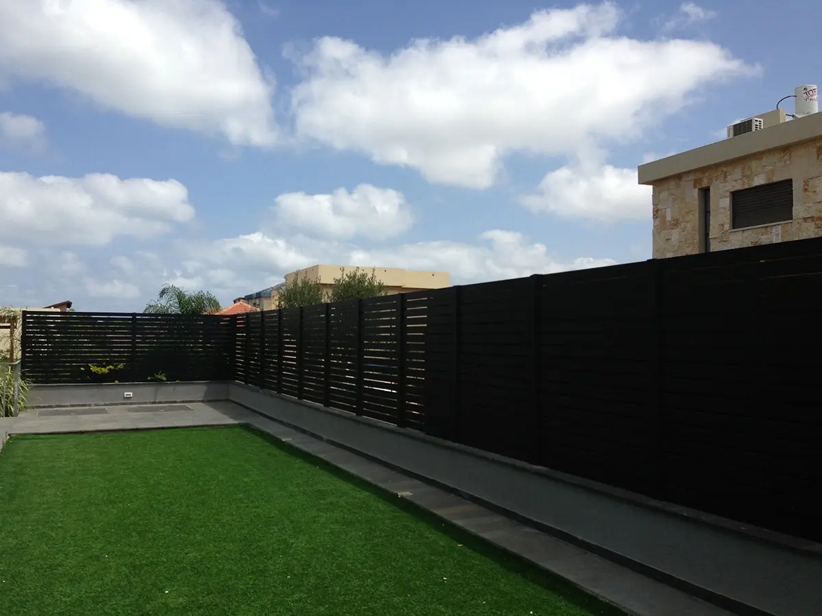 aluminum fence