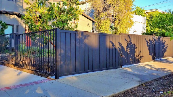 aluminum no climb fence installation