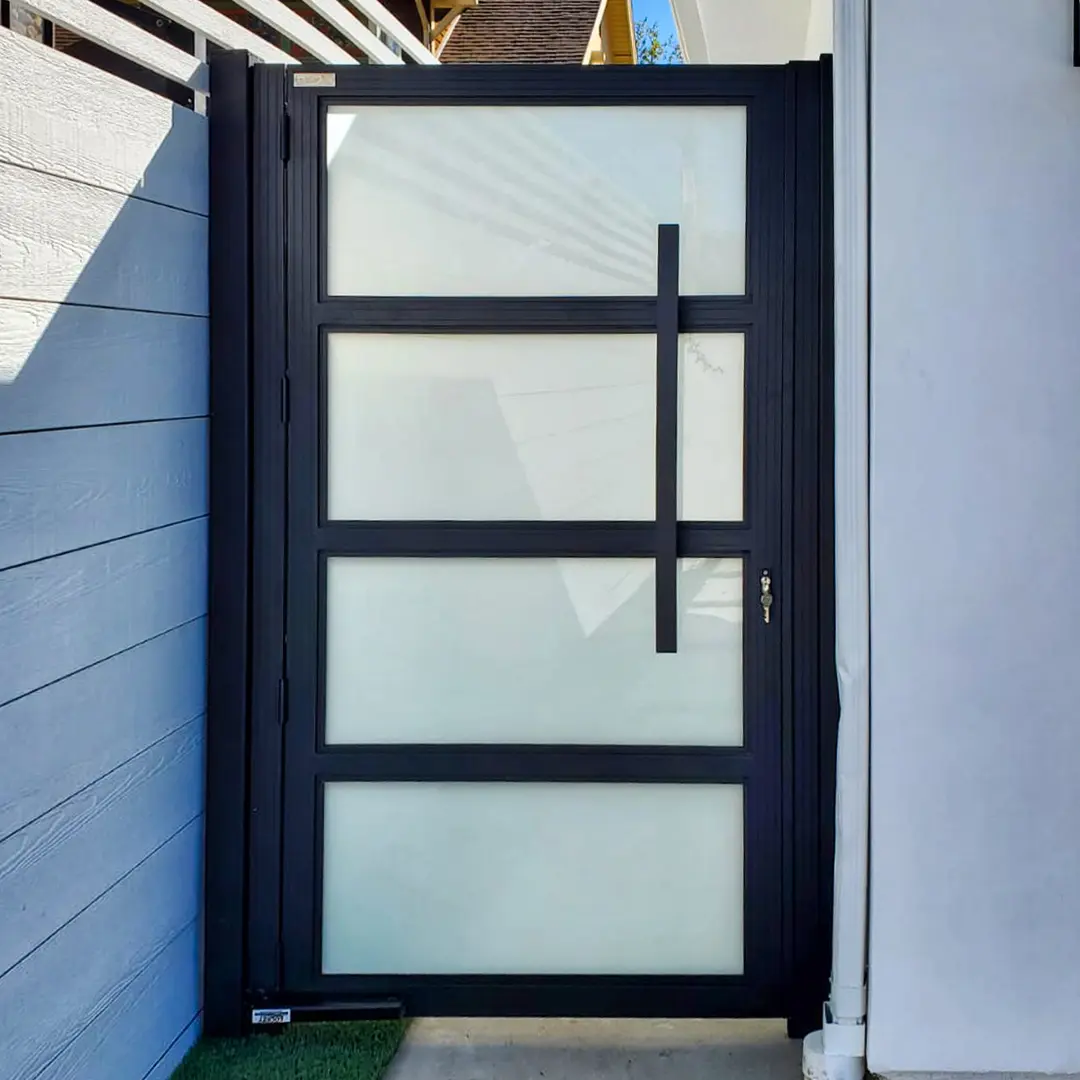 Glass & Aluminum Gates & Fences
