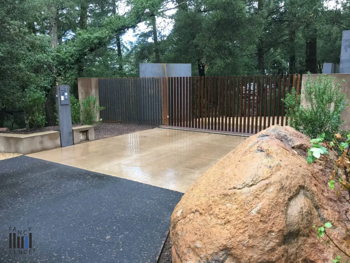 The gate that disappears into the ground
