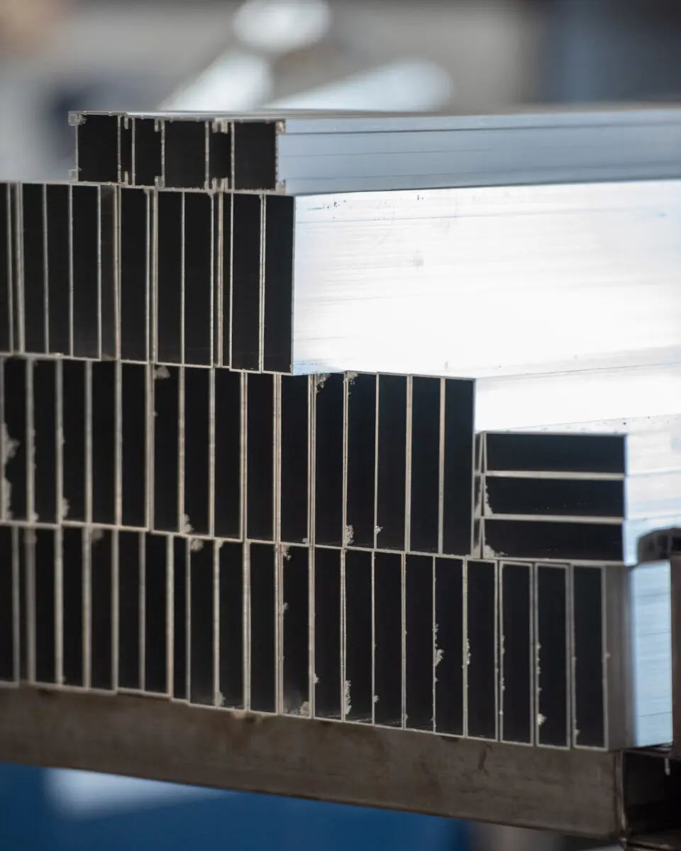 Aluminum Materials, Los Angeles Construction