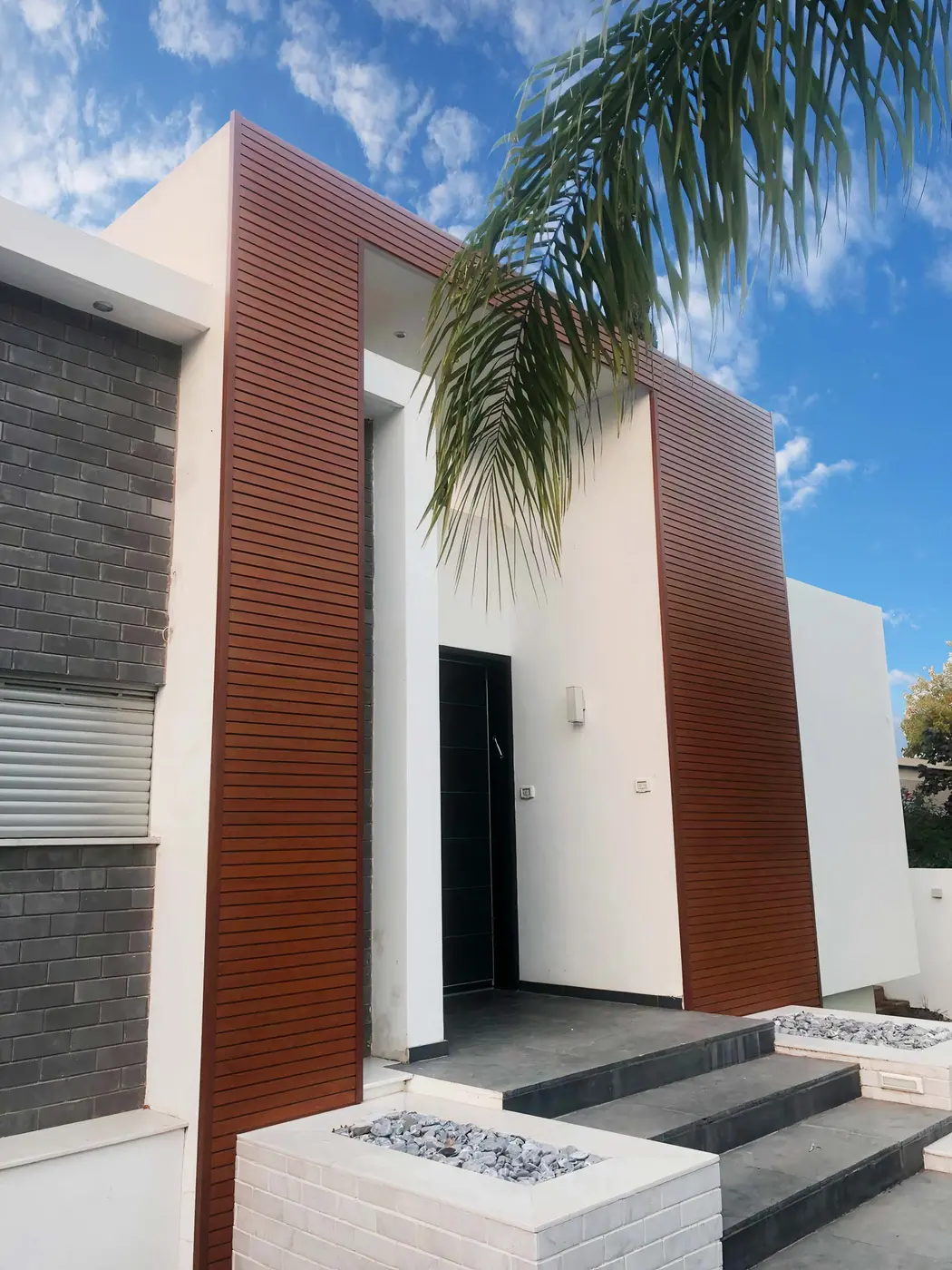 A completed Mulholland Brand aluminum cladding installation