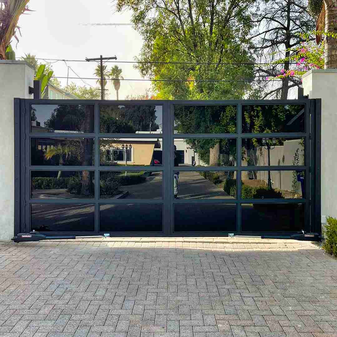 Custom Gates & Fences Designer, Contractor & Installers